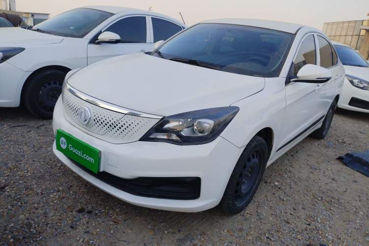 Used Dongfeng Aeolus E70 2023 500 Smart Edition Lithium Iron Phosphate 48.6 kWh 120 kW