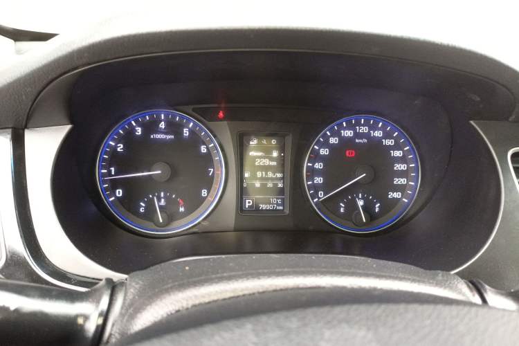 Used Hyundai Mistra 2014 1.8L Automatic Smart GLS
