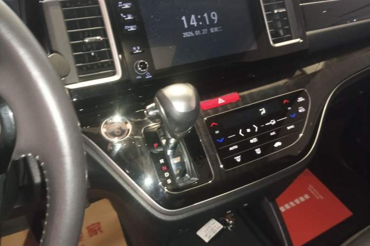 Used Honda Elysion 2019 2.0L Hybrid Luxury Edition