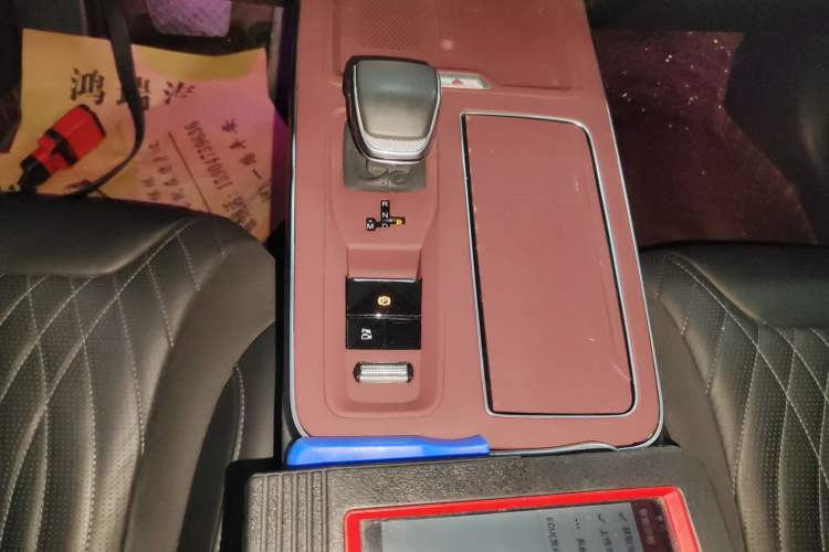 Used Hongqi HS5 2023 2.0T Four-Wheel Drive Flagship Pro Edition
