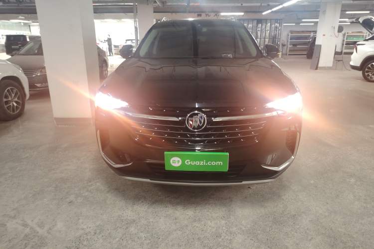 Used Buick Envision 2022 Encore Plus 652T Five-Seat All-Wheel-Drive Luxury Model
