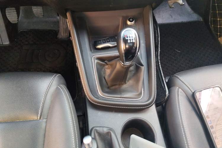 Used BYD Song MAX 2021 Upgraded Model 1.5T Manual Luxury 7-Seater
