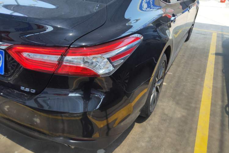 Used Toyota Camry 2021 2.5G Luxury Edition
