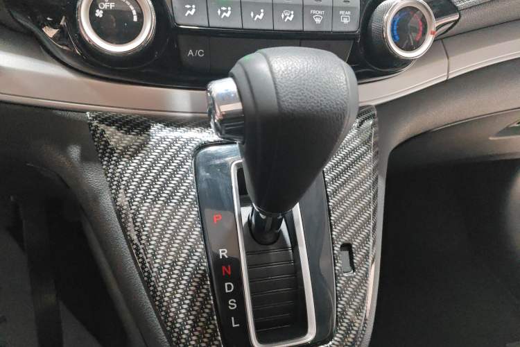 Used Honda CR-V 2016 2.0L two-wheel drive Urban Edition
