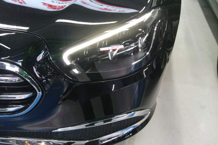 Used Mercedes-Benz E-Class New Energy 2023 E 350 e L Plug-in Hybrid Sports Sedan