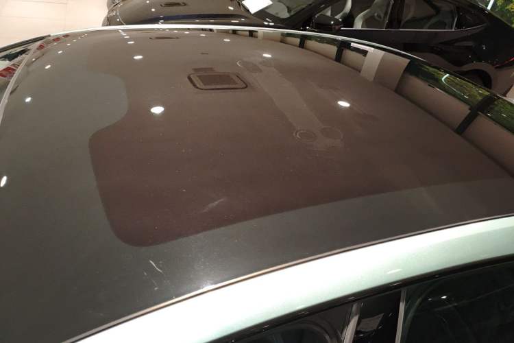 Used  SL03 2023 200Max Range-Extended Version
