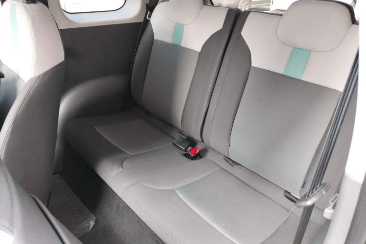 Used  Lumin 2023 301km Honey Dew Edition
