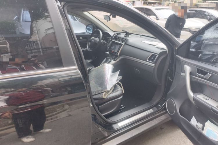 Used Haval H6 2017 Red-Label Sport Edition 1.5T Automatic Two-Wheel Drive Luxury Model
