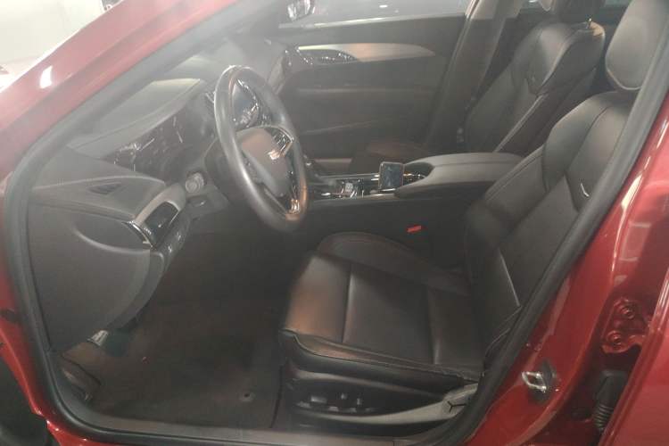 Used Cadillac ATS-L 2017 28T Fashion Edition
