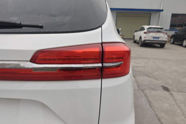 Used BYD Song 2020 Classic Edition 1.5T Manual Luxury Model