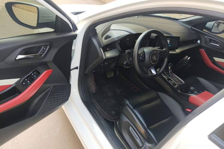 Used MG 5 2021 180 DVVT CVT Youth Luxury Edition