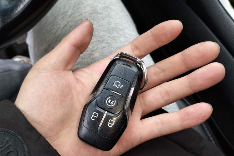 Used Lincoln MKZ 2014 2.0T Luxury Edition