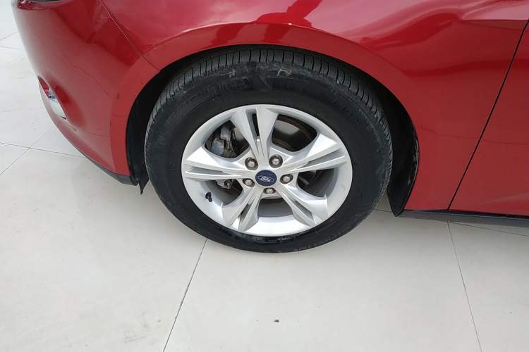 Used Ford Focus 2012 Hatchback 1.6L Automatic Fashion Edition