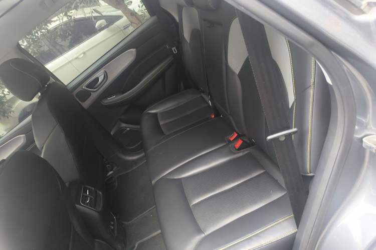 Used Roewe RX5 2020 PLUS 300TGI Automatic Ali National Trend Flagship Edition