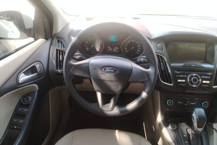 Used Ford Focus 2017 Sedan 1.6L Automatic Comfort Plus SmartDrive Edition
