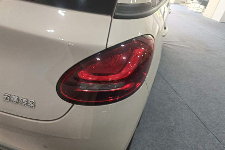 Used Wuling Bingo 2023 203km Light Edition
