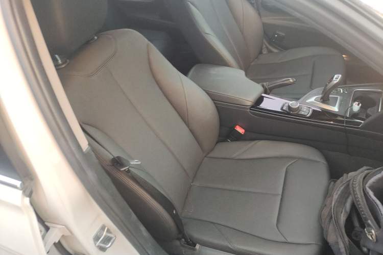 Used BMW 3 Series 2017 320Li Fashion Model
