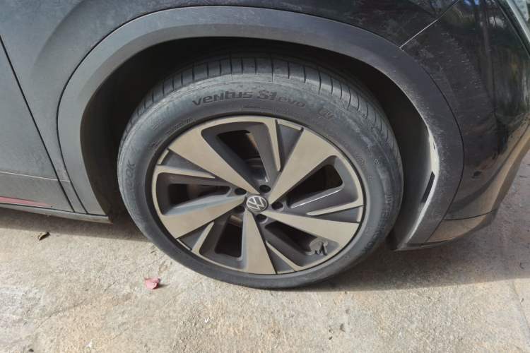 Used Volkswagen ID.6 X 2023 Ultra-Intelligent Long-Range Version
