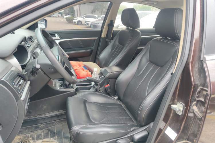 Used Geely Auto Emgrand 2017 Sedan Million Edition 1.5L Manual - Upward Version
