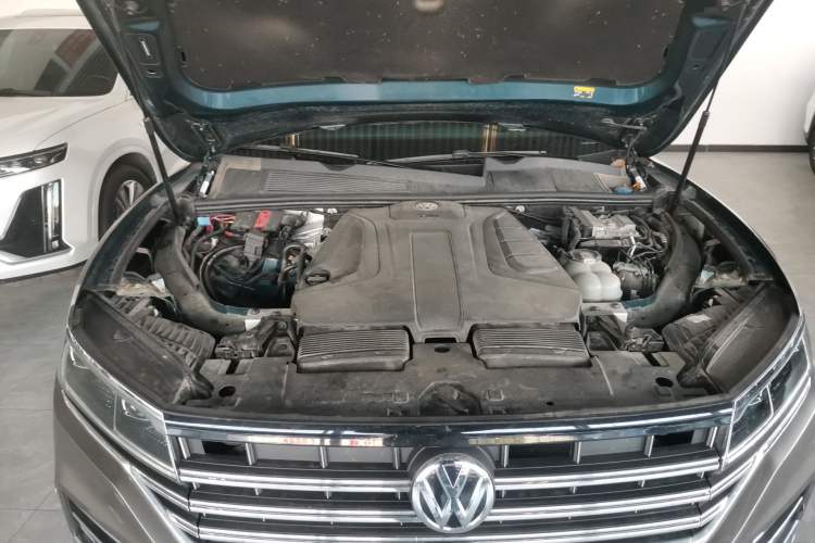 Used Volkswagen Touareg 2019 2.0 TSI Ruiyi Edition China V Standard
