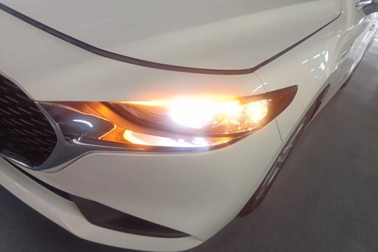 Used Mazda Mazda 3 Axela 2021 2.0L Automatic Zhiqing Edition