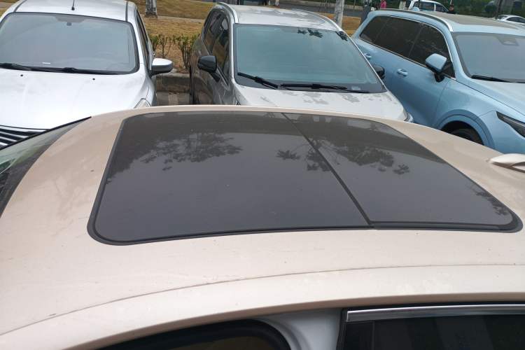 Used Hongqi H5 2023 1.5T DCT Smart Connect Flagship Edition