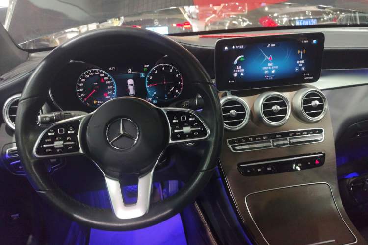 Used Mercedes-Benz GLC 2020 GLC 260 L 4MATIC Luxury Model
