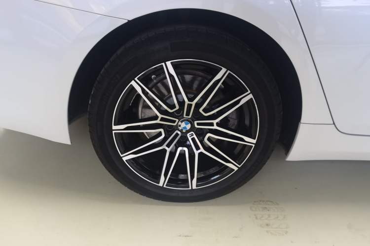 Used BMW 5 Series 2022 Second Facelift 525Li Luxury Package
