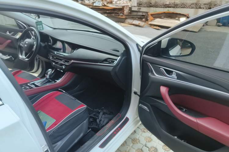 Used Changan Eado 2019 Blue Whale Edition 280T GDI DCT High-Speed Model
