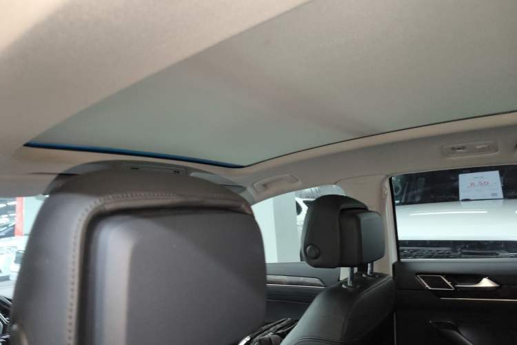 Used Volkswagen Magotan 2018 Facelift 330TSI DSG Luxury Model