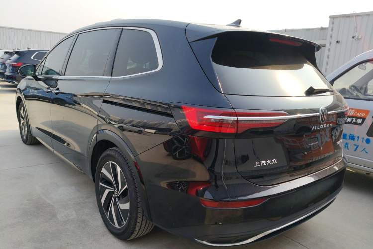 Used Volkswagen Viloran 2024 330TSI Luxury Edition
