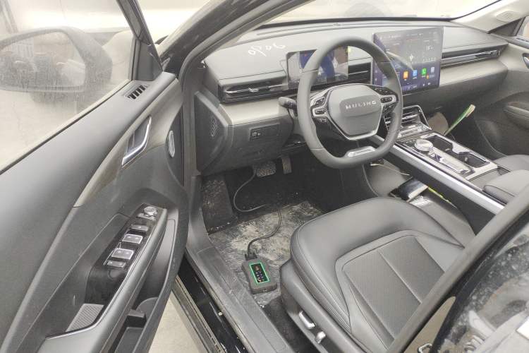 Used Wuling Xingguang 2024 Co-Creation Edition 510 Advanced Model