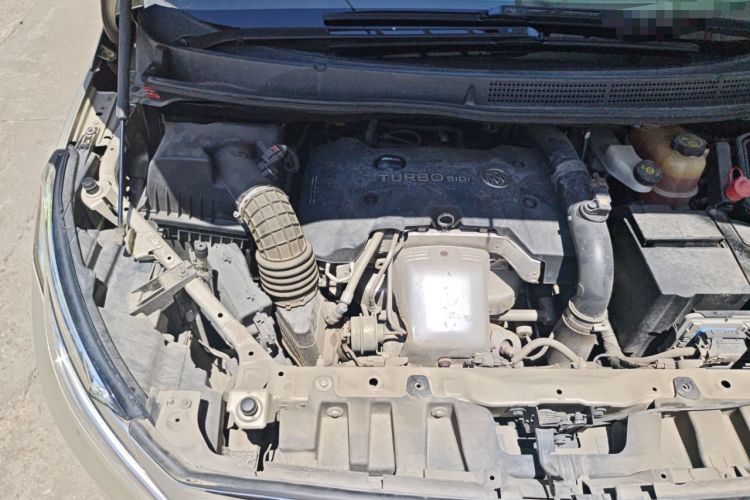 Used Buick GL8 2017 ES 28T Comfort Model China V Standard
