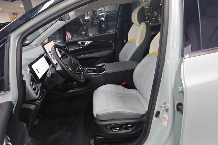 Used AION V 2022 Plus 80 Leader Edition Ternary Lithium
