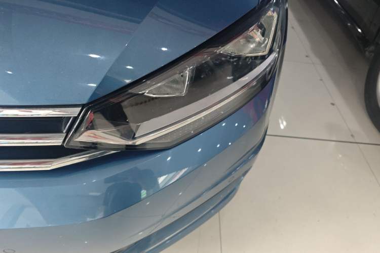 Used Volkswagen Touran 2021 Touran L 280TSI DSG Comfort Edition 7 Seats
