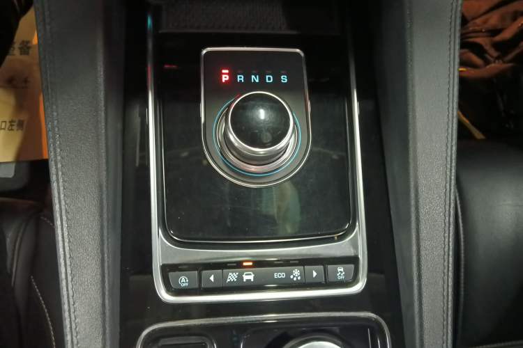 Used Jaguar F-PACE 2020 2.0T Urban Deluxe Edition
