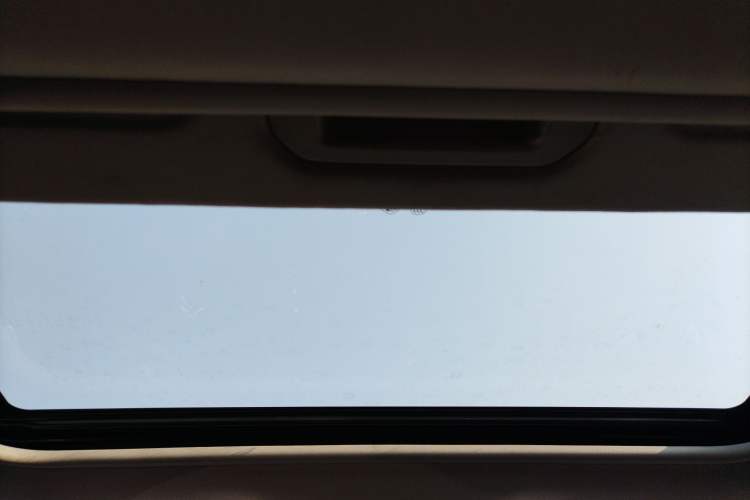 Used Citroen C4 Sega 2018 1.6L Manual Luxury Model
