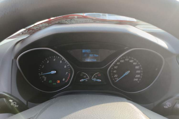 Used Ford Focus 2012 Sedan 1.6L Automatic Comfort Model
