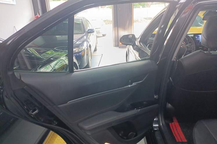 Used Toyota Camry 2021 Dual-Motor 2.5 HGVP Leading Edition
