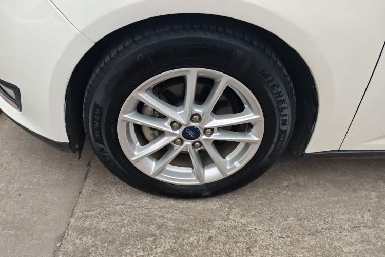 Used Ford Focus 2017 Hatchback EcoBoost 180 Automatic Elite Model
