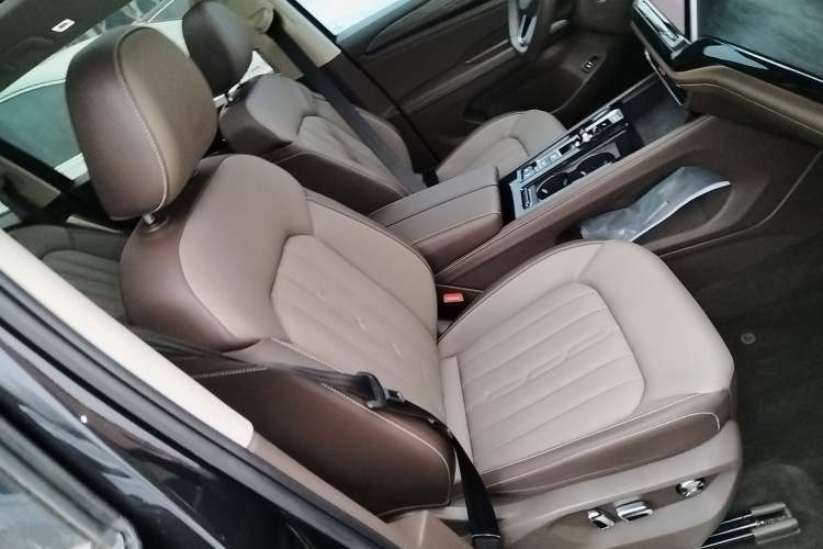 Used Volkswagen Viloran 2024 330TSI Luxury Edition