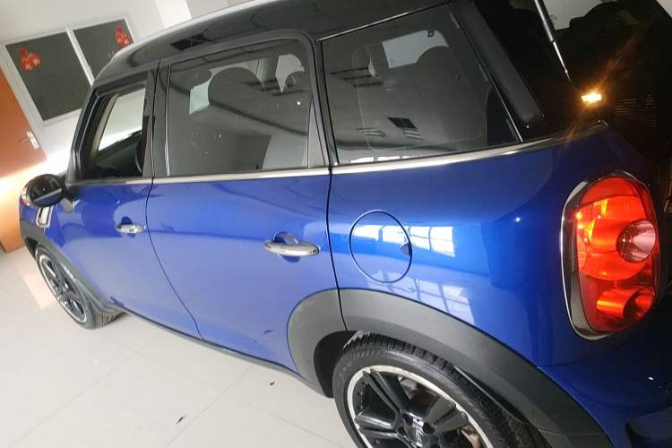 Used  Countryman 2014 1.6T COOPER S
