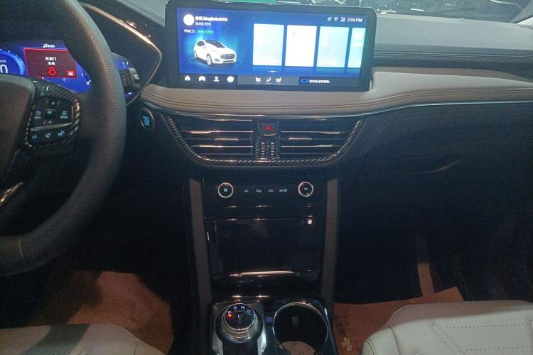 Used Ford Escape 2024 EcoBoost 245 Two-Wheel-Drive Xiangxiang Model
