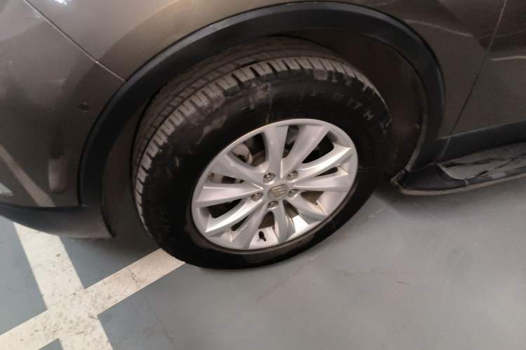 Used Buick Envision 2014 28T Four-Wheel Drive Luxury Model
