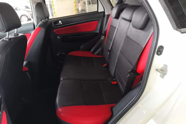 Used BAIC Senova X25 2015 1.5L Manual Elite Model
