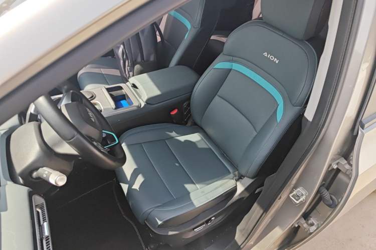 Used AION Y 2023 Plus 610 Smart Edition Ternary Lithium
