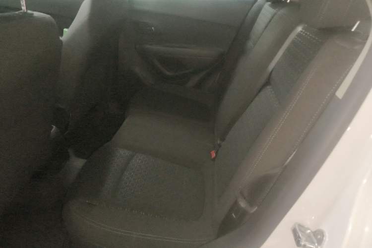 Used Chevrolet Trax 2016 1.4T Automatic Two-Wheel Drive Comfort Version with Sunroof