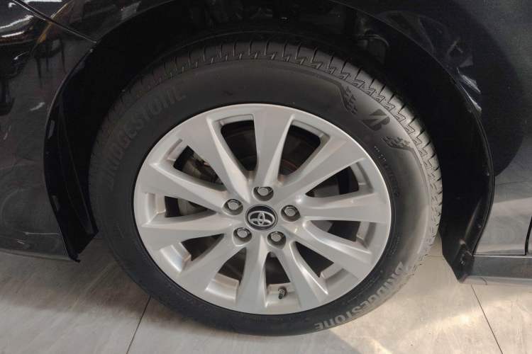 Used Toyota Camry 2021 2.0G Luxury Edition
