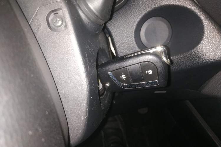 Used Toyota FRONTLANDER 2023 2.0L CVT Elite Edition
