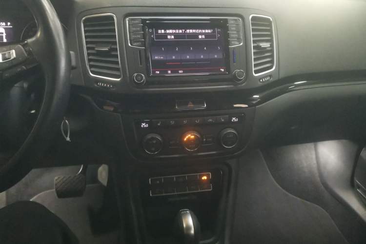 Used Volkswagen Sharan 2016 380TSI Luxury 7-Seater
